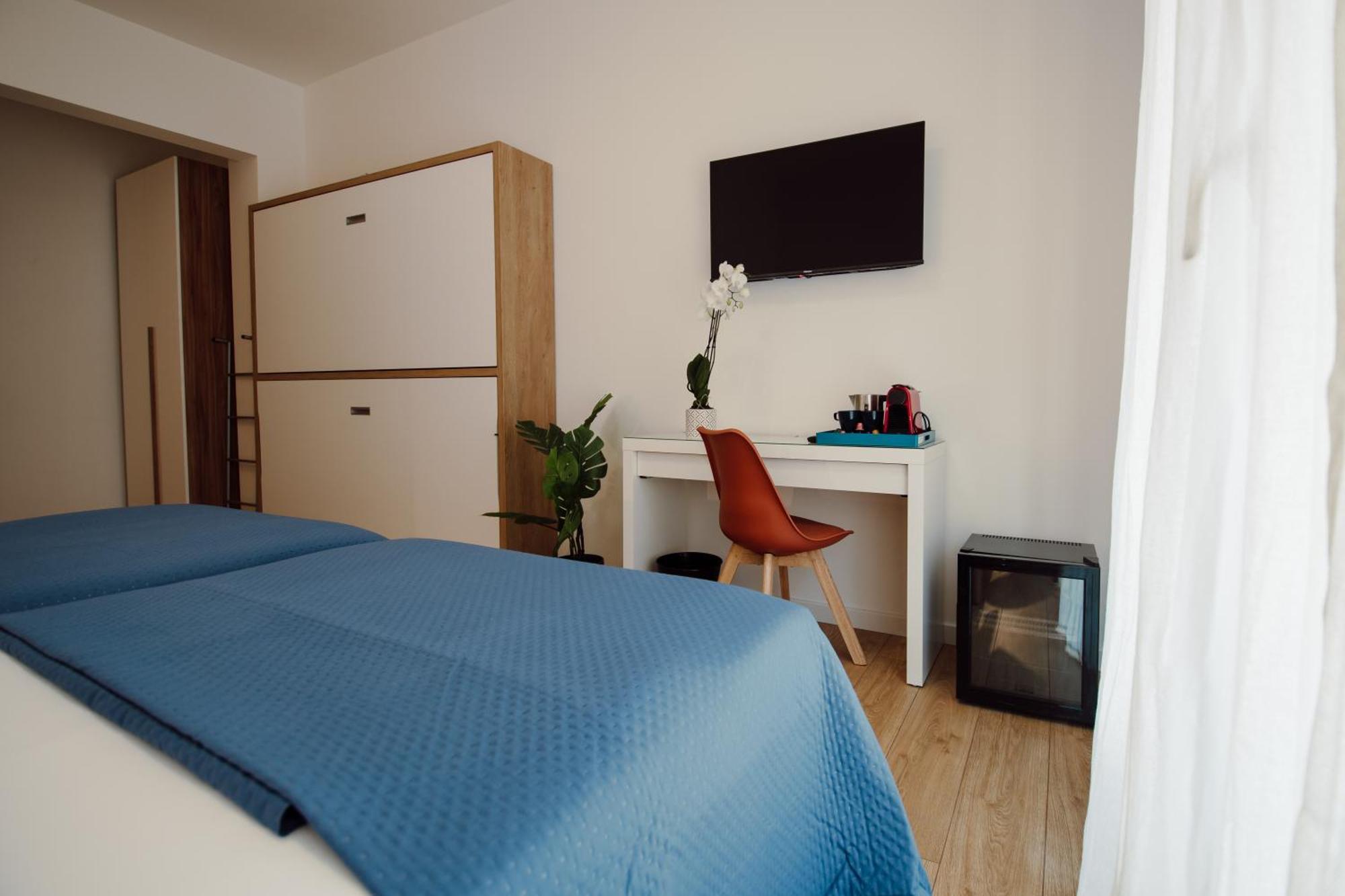 Sweet Dreams Hotel Чивитавекия Екстериор снимка